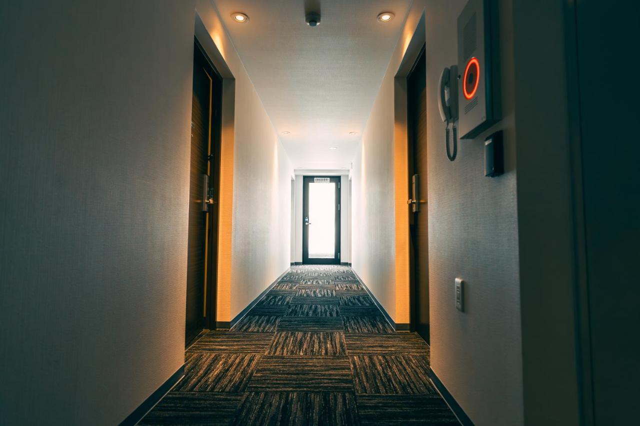 R Hotel Honmachi Осака Екстер'єр фото