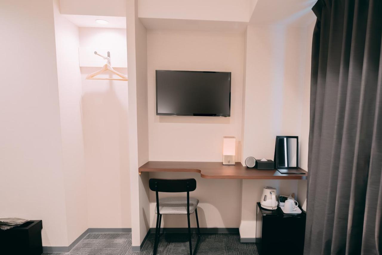R Hotel Honmachi Осака Екстер'єр фото
