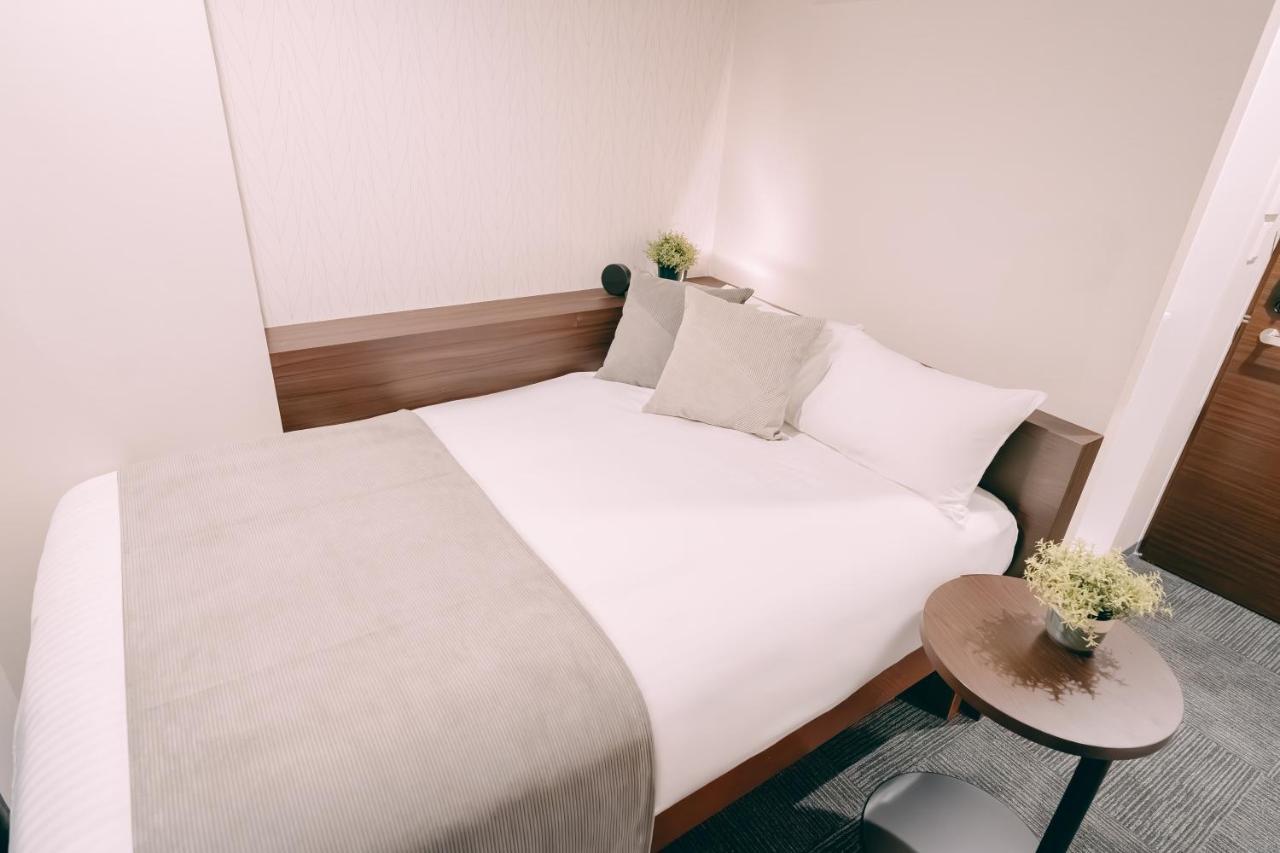 R Hotel Honmachi Осака Екстер'єр фото